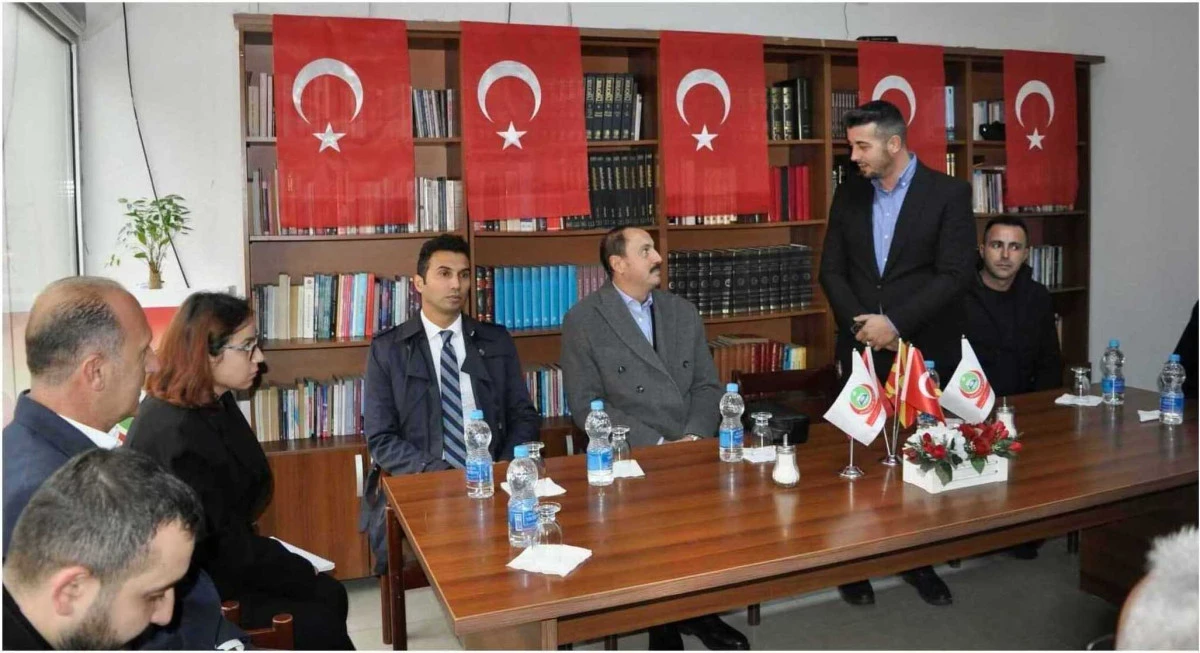 16 Yıl, 1 Ruh: Gen&ccedil; Kalemler