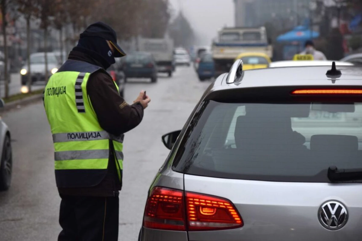 2 g&uuml;nde 1.433 trafik cezası: 21 s&uuml;r&uuml;c&uuml; g&ouml;zaltına alındı, 7 araca el konuldu