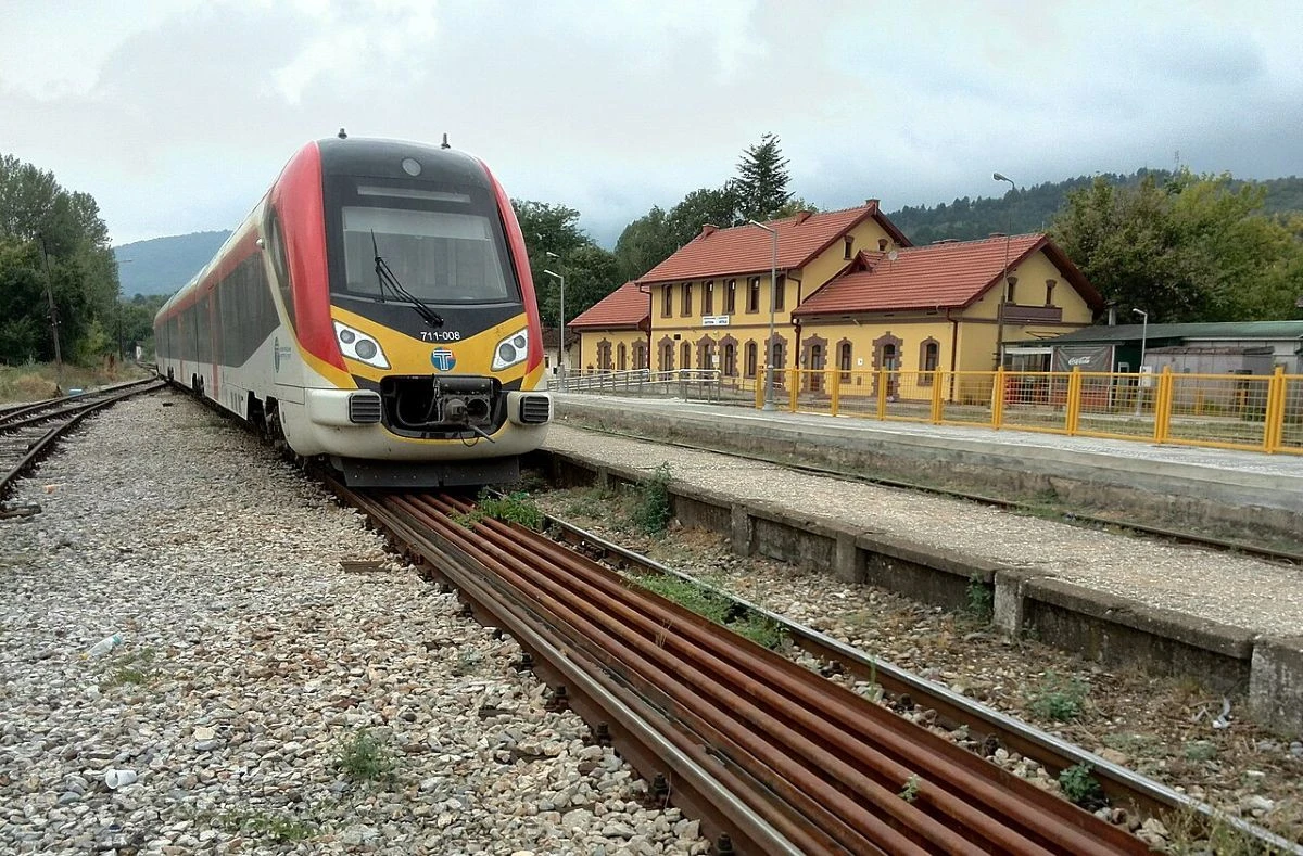 2040 hedefi: Manastır&rsquo;dan &Uuml;sk&uuml;p Havalimanı&rsquo;na trenle 80 dakika