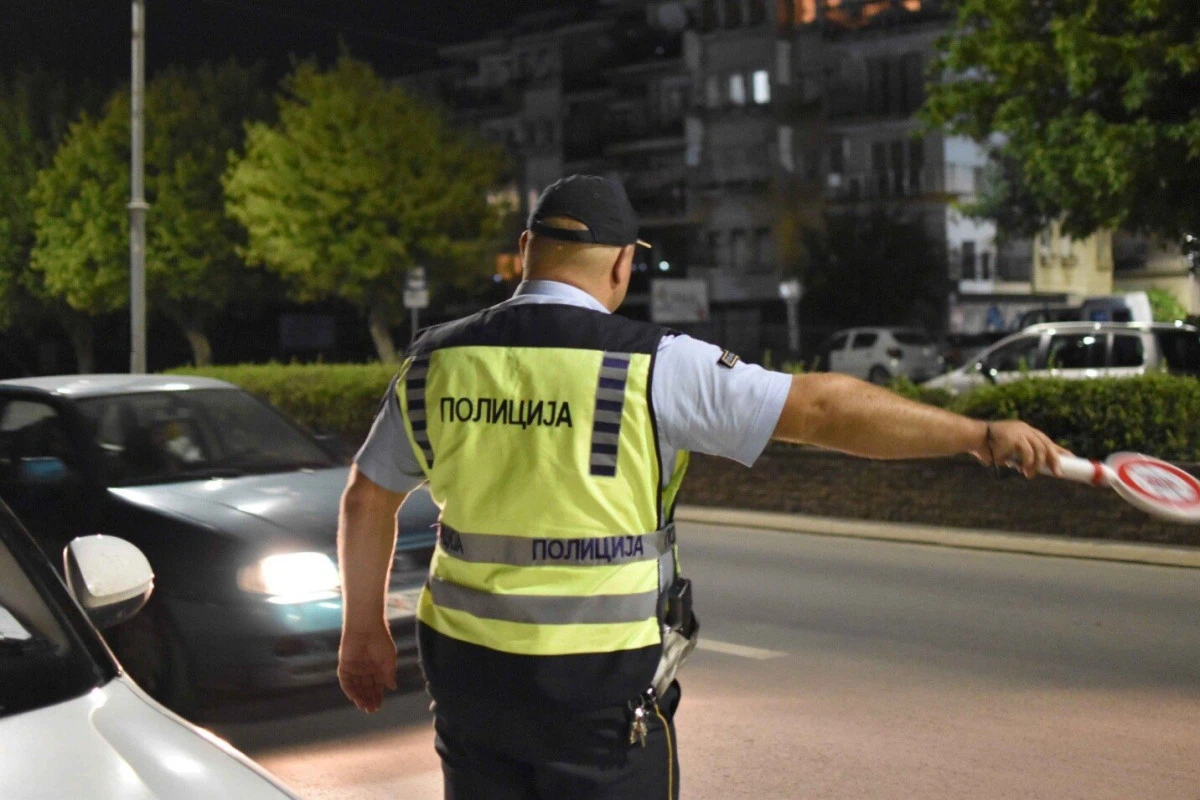 24 saatte 11 s&uuml;r&uuml;c&uuml; g&ouml;zaltına alındı: Trafik denetimleri sıkılaştırıldı