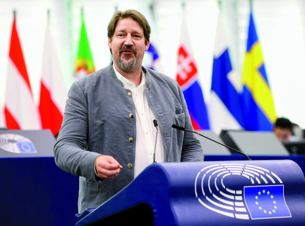 AB Raport&ouml;r&uuml; Thomas Waitz: Son bir yıldır Kuzey Makedonya'da hi&ccedil;bir ilerleme g&ouml;rmedim