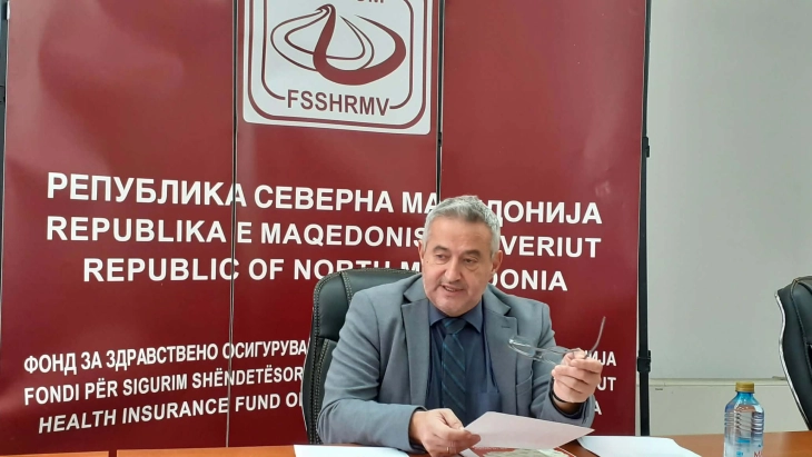 Aile Hekimlerine doğum izni tazminatı ve kapitasyon &ouml;demeleri d&uuml;zenli yapılıyor