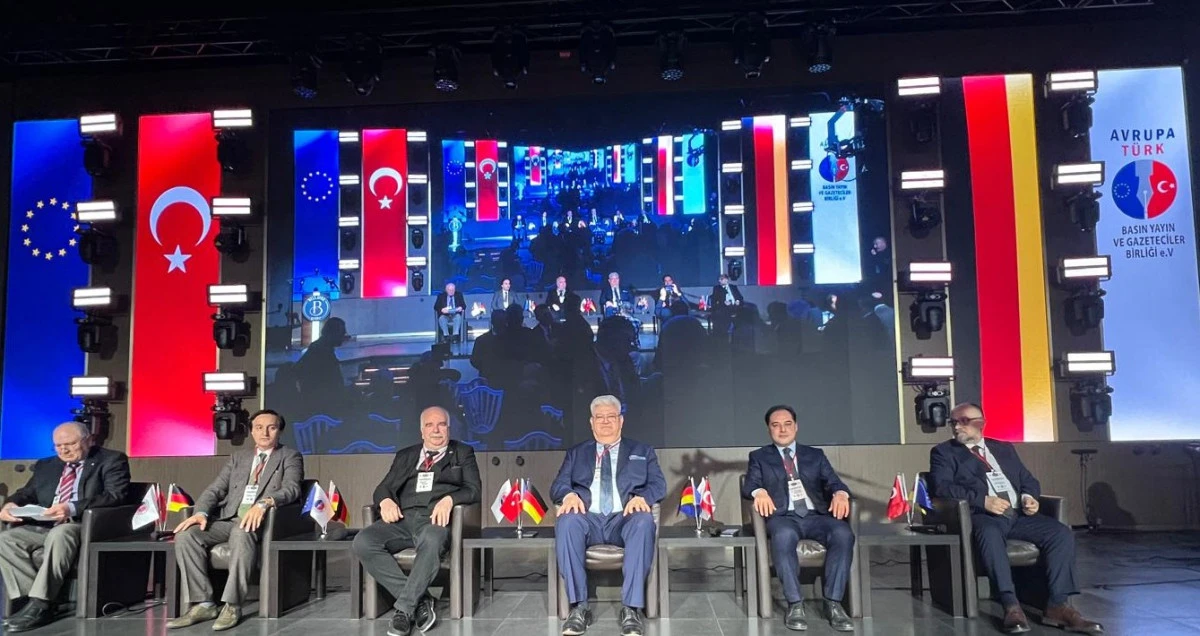Almanya'da 4. Avrupa T&uuml;rk Medya Zirvesi d&uuml;zenlendi