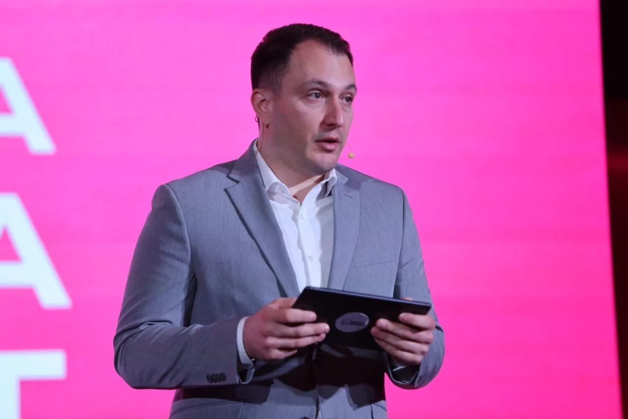 Andonovski: G&uuml;ven olmadan yatırım ve ekonomik b&uuml;y&uuml;me olmaz