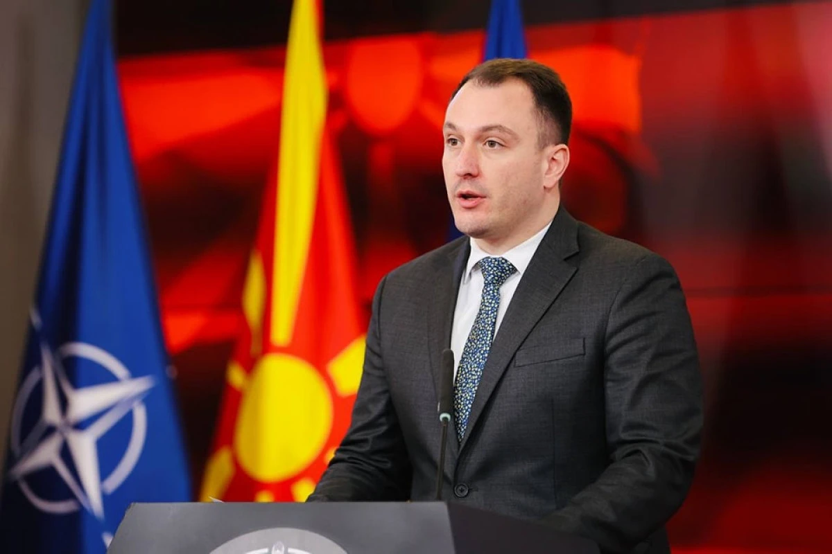 Andonovski: Sosyal medya yasağı g&uuml;ndemde değil