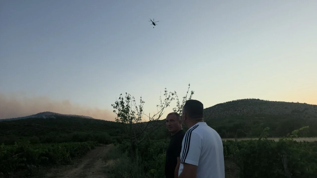 Angelov: Kavadarci'deki yangın kontrol altında, ancak tehlike s&uuml;r&uuml;yor
