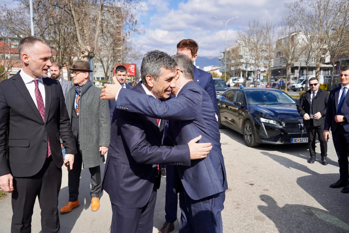 Arnavutluk Cumhurbaşkanı Begay &uuml;&ccedil; g&uuml;nl&uuml;k ziyaret i&ccedil;in Kuzey Makedonya'da