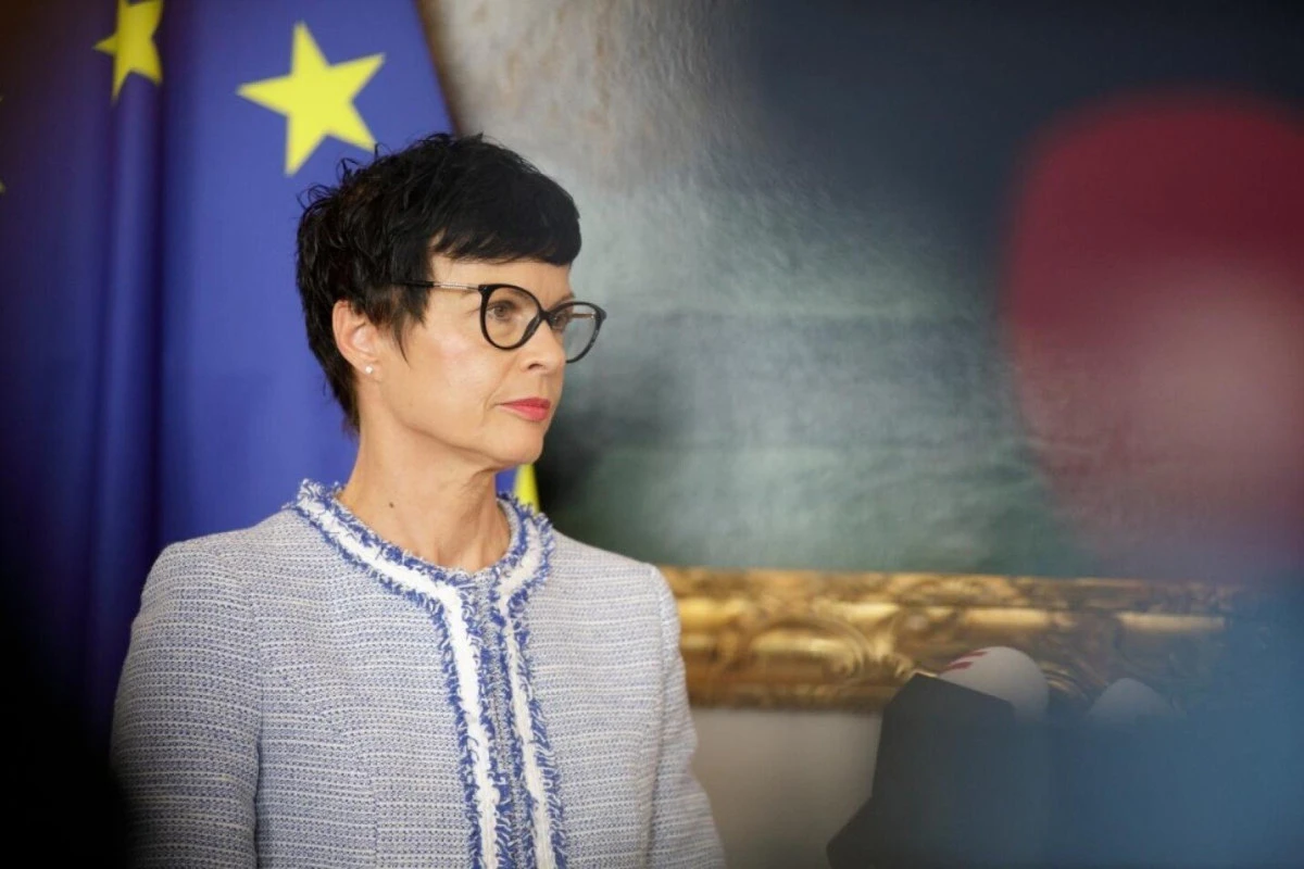 Avrupa Parlamentosu'nda Mladi&ccedil; tartışması: Kos'tan sert eleştiri