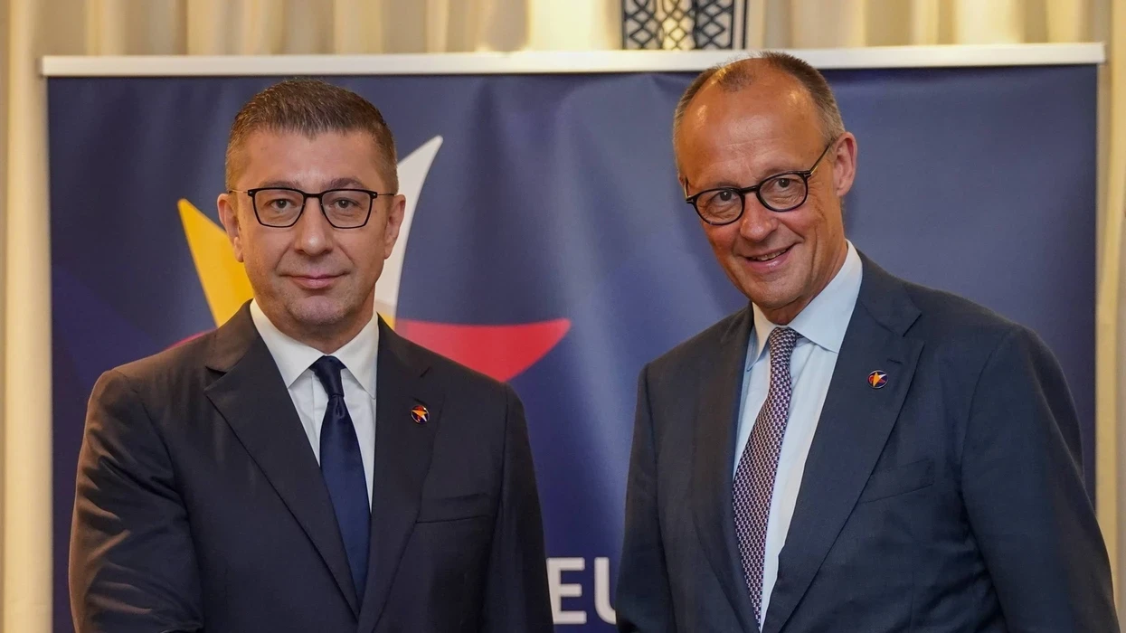 Başbakan Mickoski: AB genişleme s&uuml;reci canlı, ancak onurumuzu kaybetmeden ilerlemeliyiz