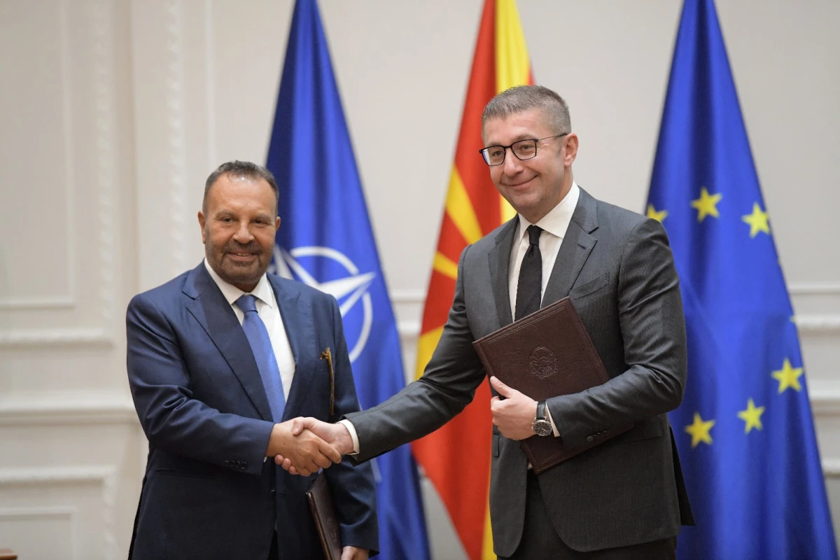 Başbakan Mickoski, AKSA'nın 1 milyar avroluk doğal gaz yatırımı i&ccedil;in zaman &ccedil;izelgesini a&ccedil;ıkladı