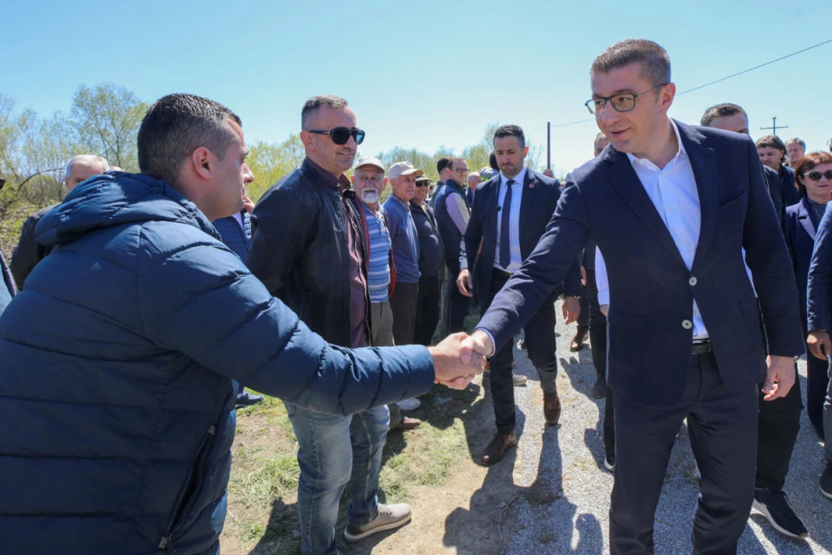 Başbakan Mickoski Struga&rsquo;da: Mucizeler m&uuml;mk&uuml;n değil, ama elimizden gelenin en iyisini yapıyoruz