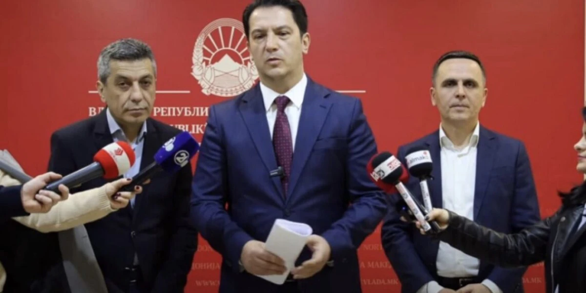 Başbakan Yardımcısı Sali'ye g&ouml;re Adil Temsil Yasası garanti altında, uzmanlar aynı fikirde değil