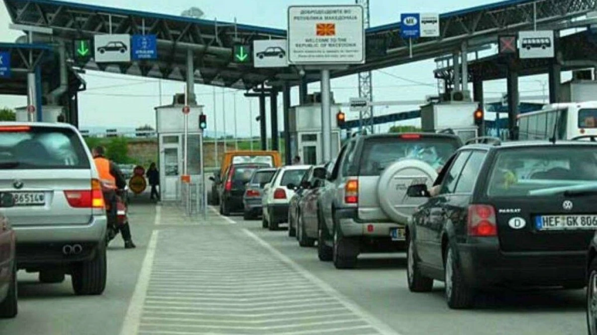 Bogorodica Sınır Kapısı&rsquo;nda bekleme s&uuml;resi 15 ila 30 dakika