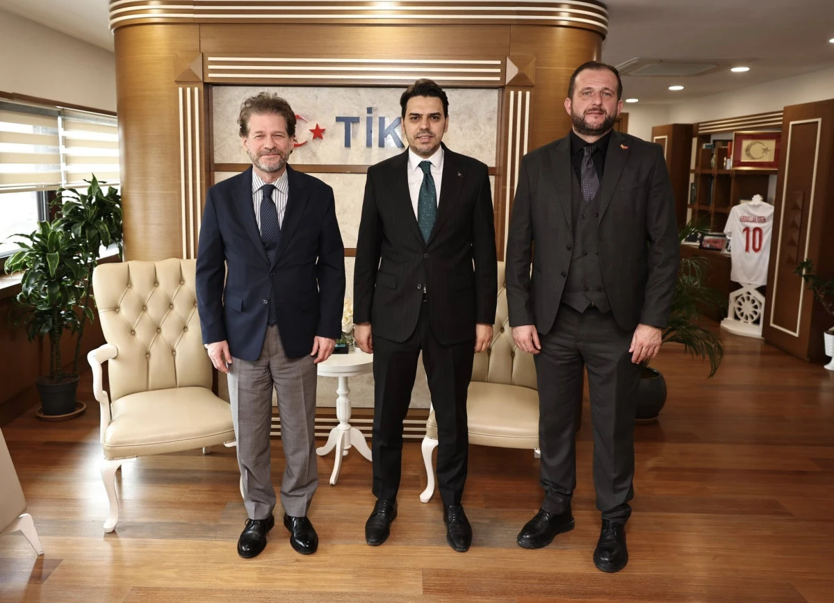 B&uuml;y&uuml;kel&ccedil;i Manasijevski ve M&uuml;steşar Kasum&rsquo;dan TİKA ziyareti