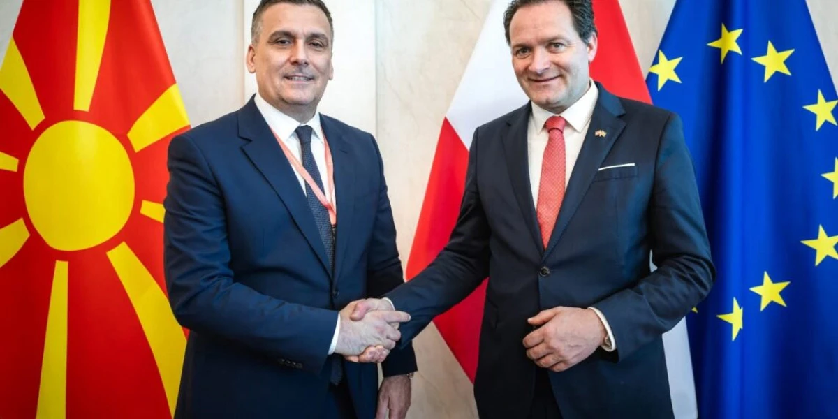 &Ccedil;evre Bakanı Hoca, Viyana'da Avusturyalı iş insanlarına yeşil yatırım &ccedil;ağrısı yaptı