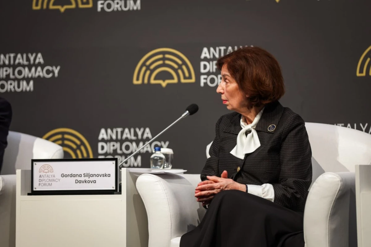 Cumhurbaşkanı Silyanovska-Davkova, Antalya'da k&uuml;resel liderlere seslendi: Daha sorumlu liderlere ihtiya&ccedil; var