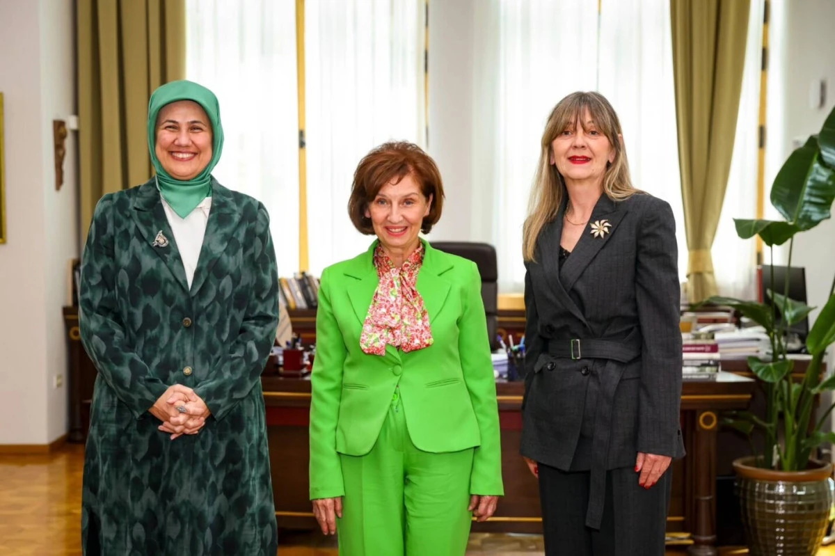Cumhurbaşkanı Silyanovska-Davkova, T&uuml;rk Kızılayı heyetini kabul etti