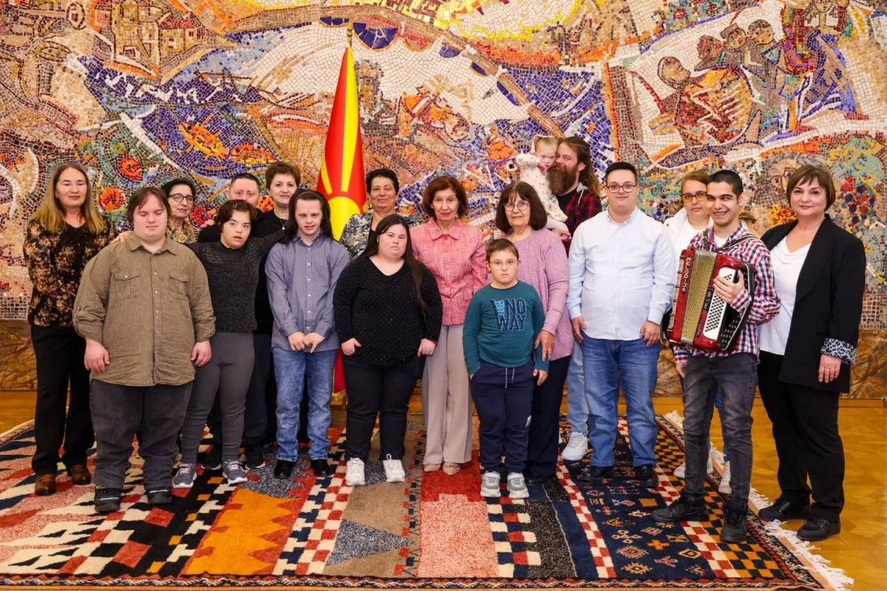 Cumhurbaşkanı Silyanovska-Davkova'dan Down sendromlu bireyler i&ccedil;in kapsayıcılık &ccedil;ağrısı