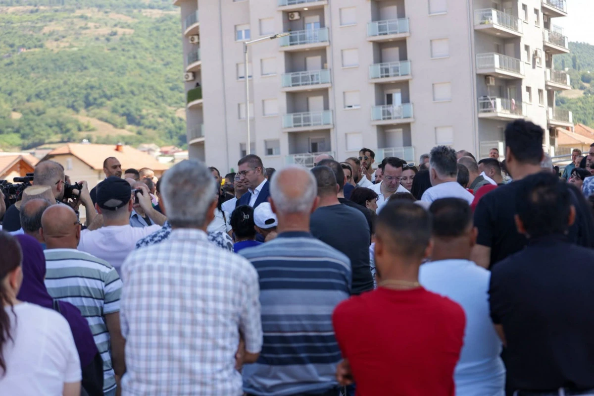 Debre'de 47 sosyal konut hak sahiplerine teslim edildi