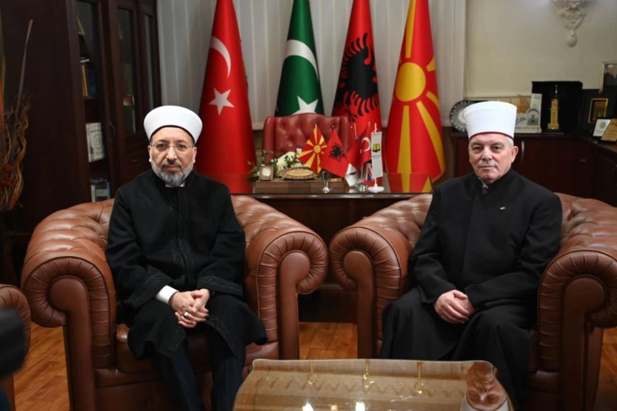 Diyanet İşleri Başkanı Arpaguş, &Uuml;sk&uuml;p'te Fetai ile g&ouml;r&uuml;şt&uuml;: Ecdat emaneti coğrafyalarda hizmetler s&uuml;recek