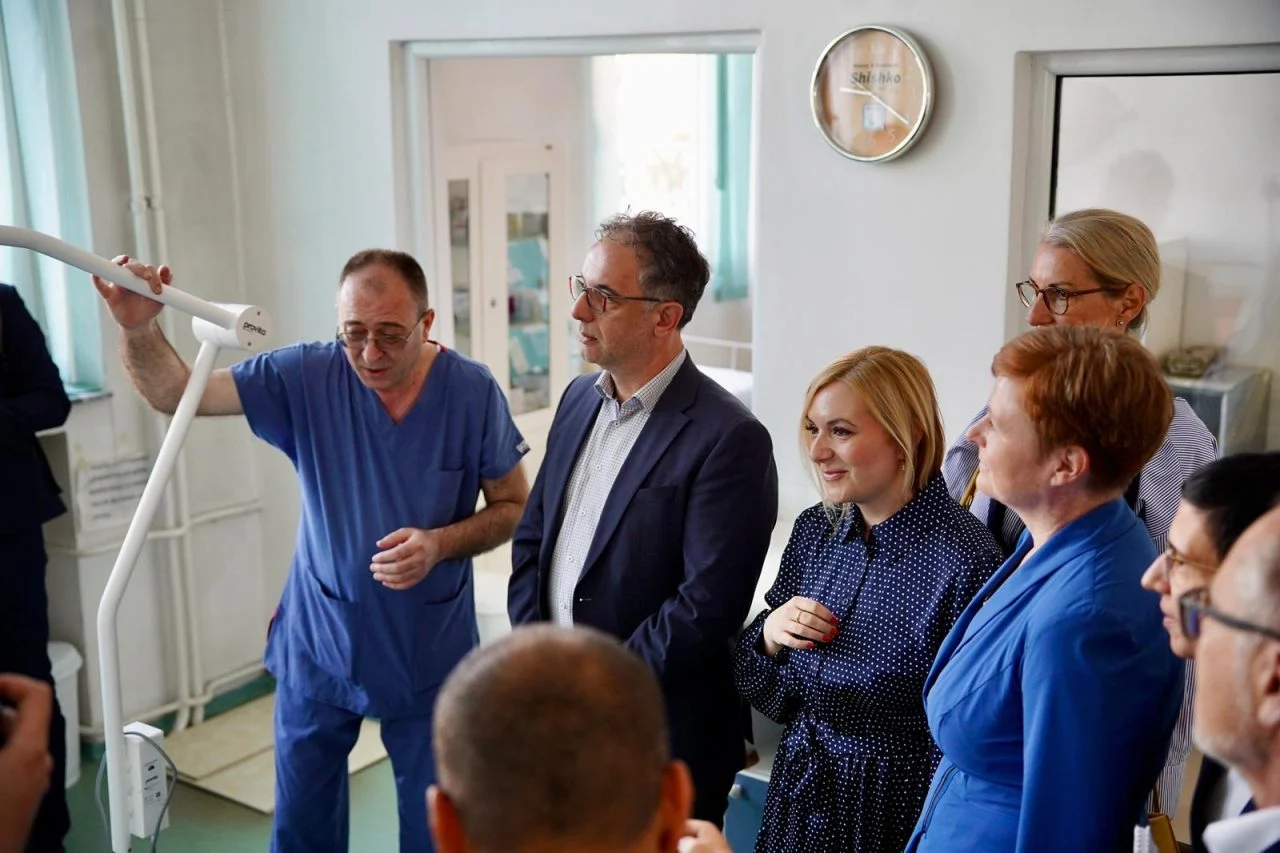 D&ouml;rt hastaneye yarım milyon dolarlık modern tıbbi ekipman desteği