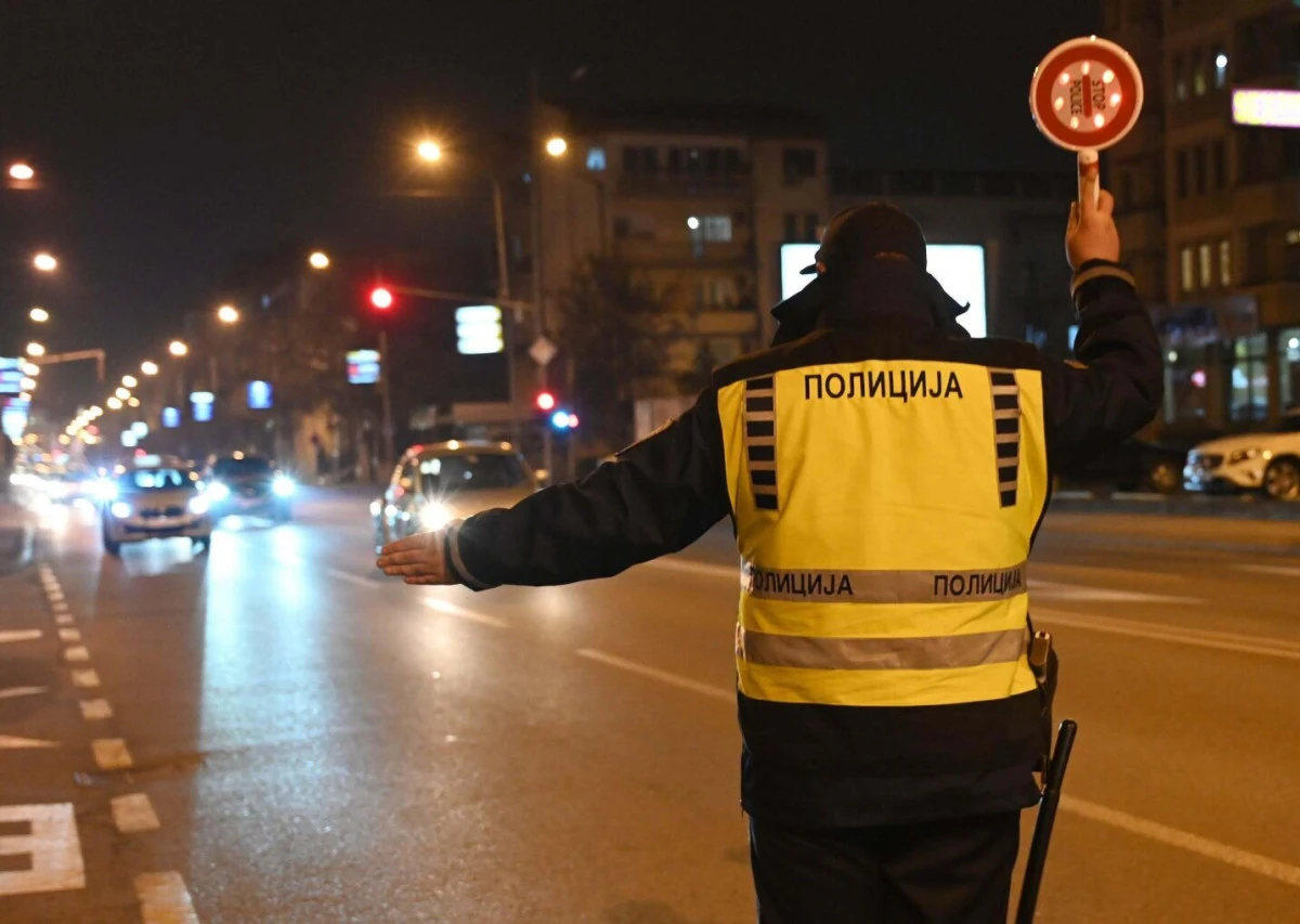 Ehliyetsiz, alkoll&uuml; veya yasaklı: 25 s&uuml;r&uuml;c&uuml; g&ouml;zaltında
