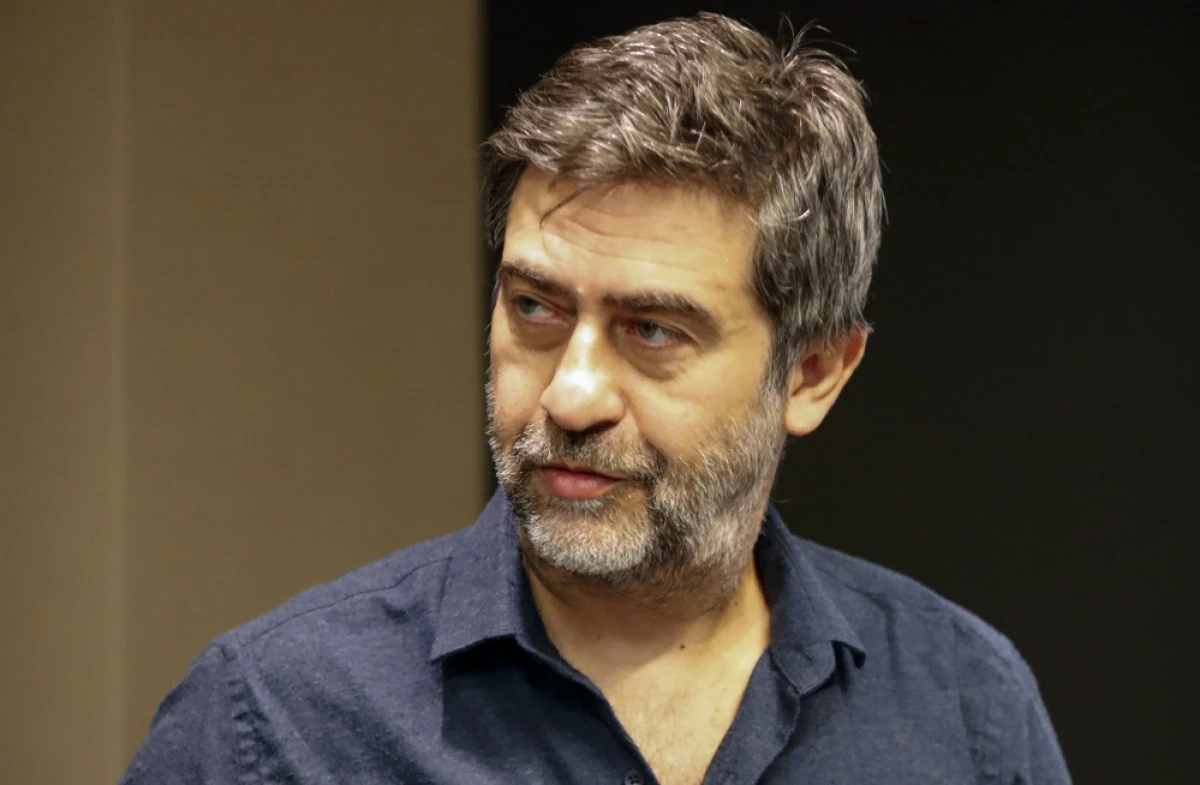 Emin Alper: Asıl tehlike insanın kendi i&ccedil;inde geliştirdiği sans&uuml;rd&uuml;r