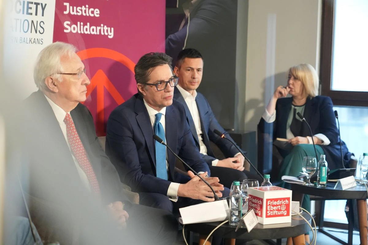 Eski Cumhurbaşkanı Pendarovski: AB fiilen &uuml;yelik kriterlerini değiştirdi