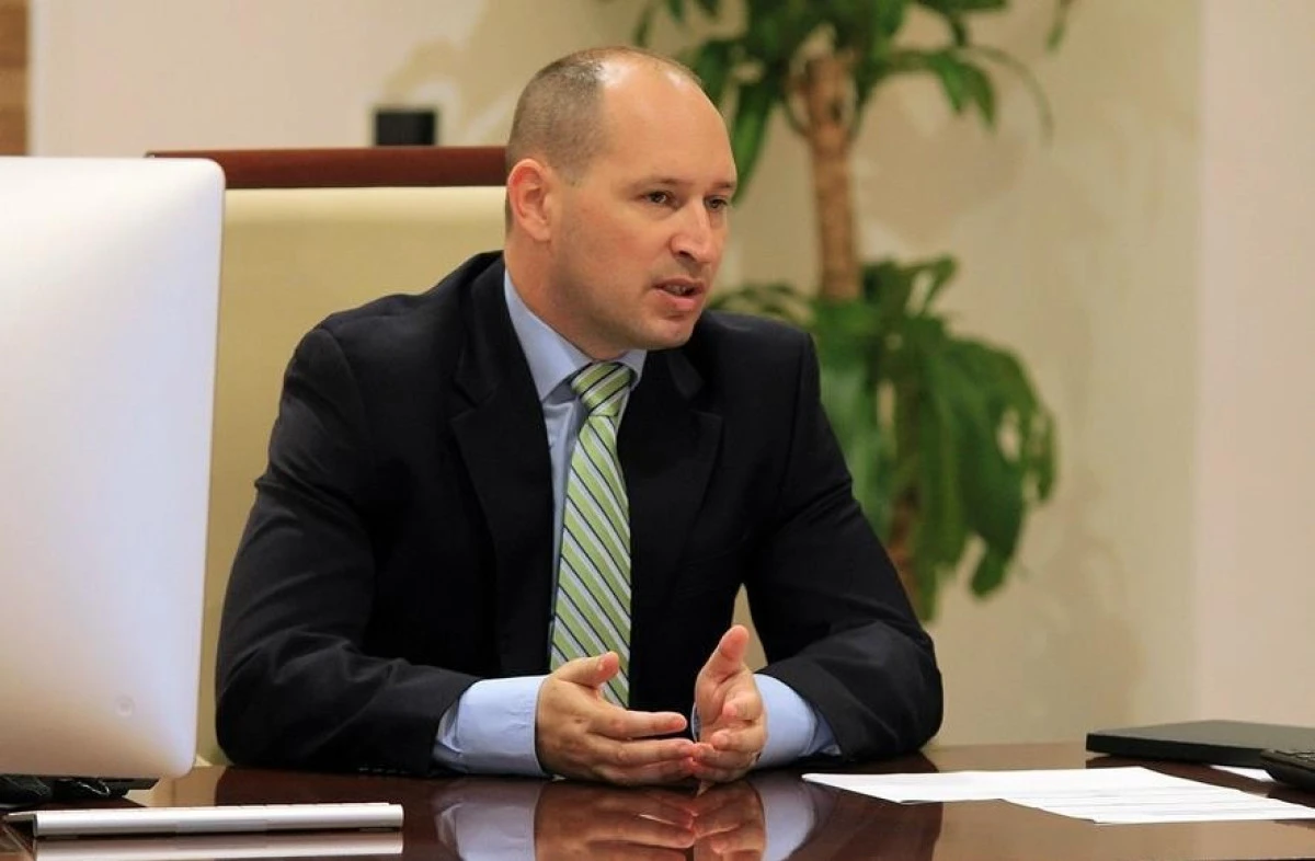 Eski Maliye Bakanı Minoski: Asgari &uuml;cret son derece d&uuml;ş&uuml;k, insanlar &uuml;lkeyi terk ediyor