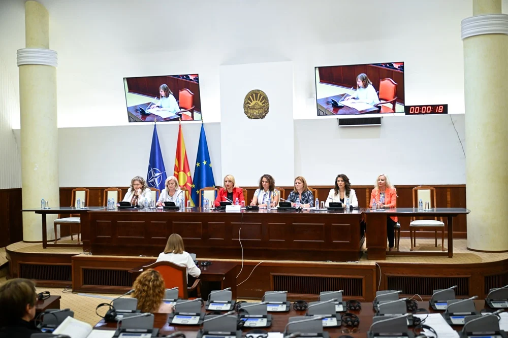Ev i&ccedil;i şiddetle m&uuml;cadelede ortak &ccedil;ağrı: Mağdur sisteme değil, sistem mağdura uyum sağlamalı