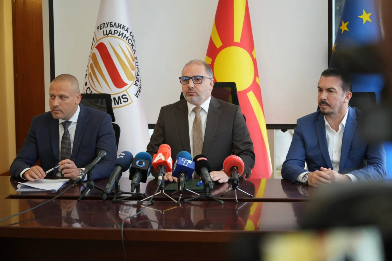 'Filtre' operasyonunda 69,35 milyon sigara: Polis ve g&uuml;mr&uuml;k g&ouml;revlileri de soruşturmada