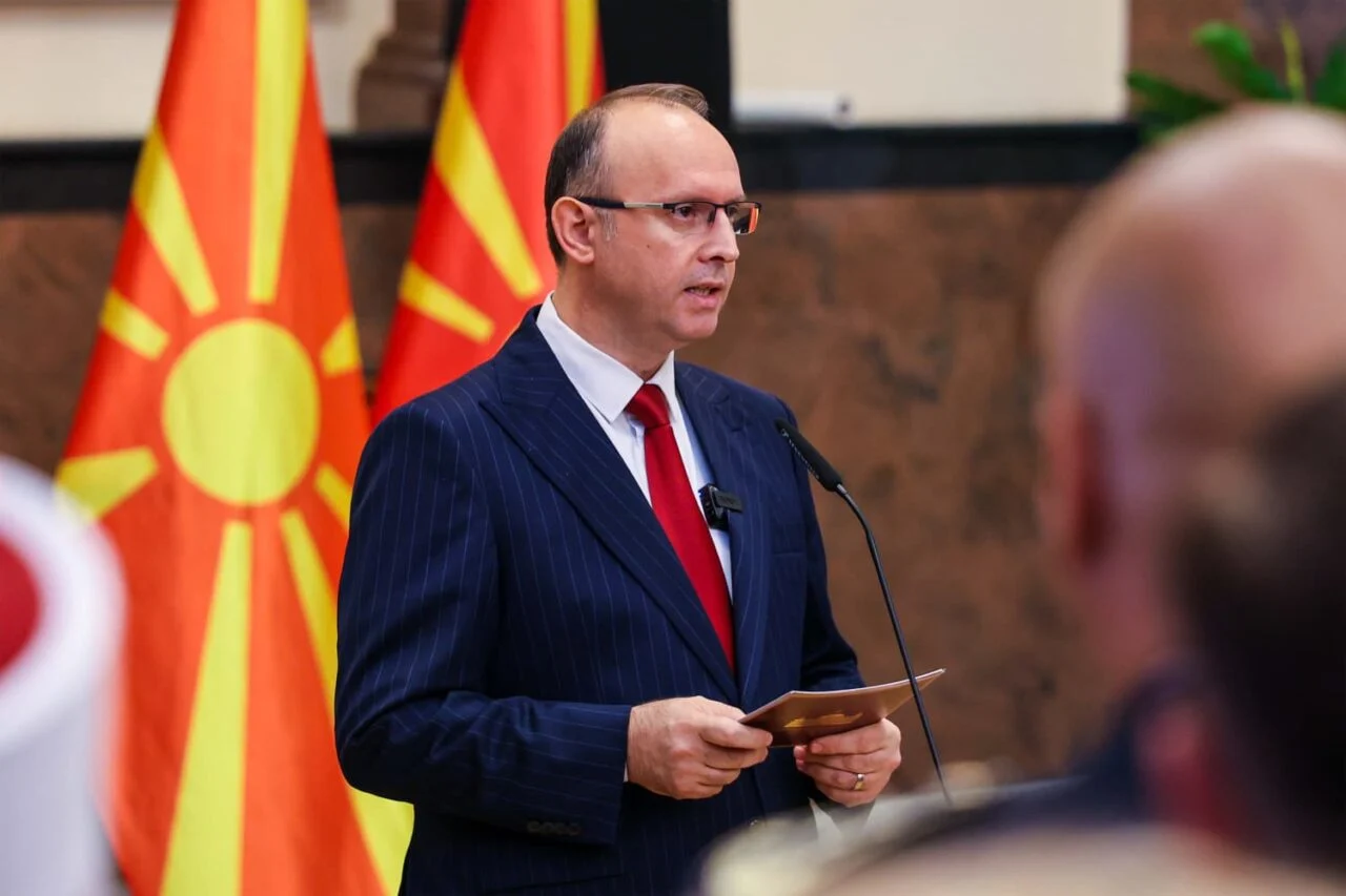Gaşi: Devlet her g&uuml;n yeniden inşa edilir
