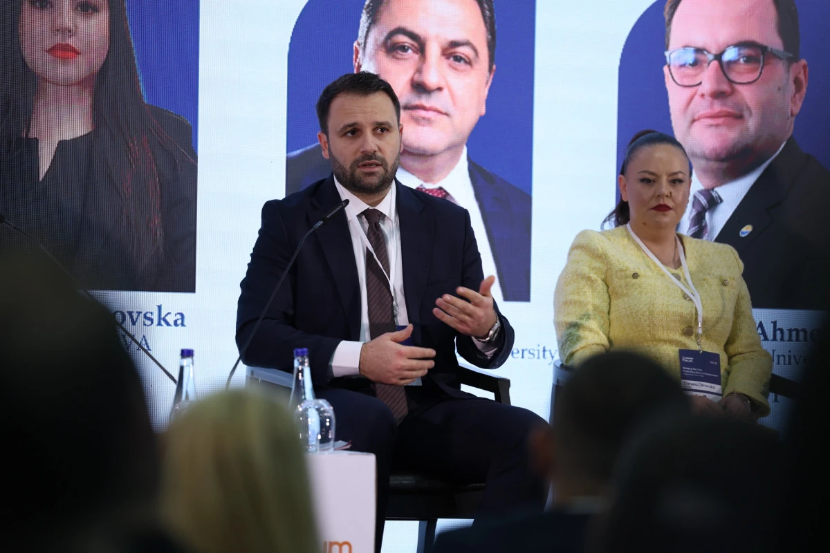 Gen&ccedil;lerin işg&uuml;c&uuml; piyasasına ge&ccedil;işi Kalkandelen'de masaya yatırıldı