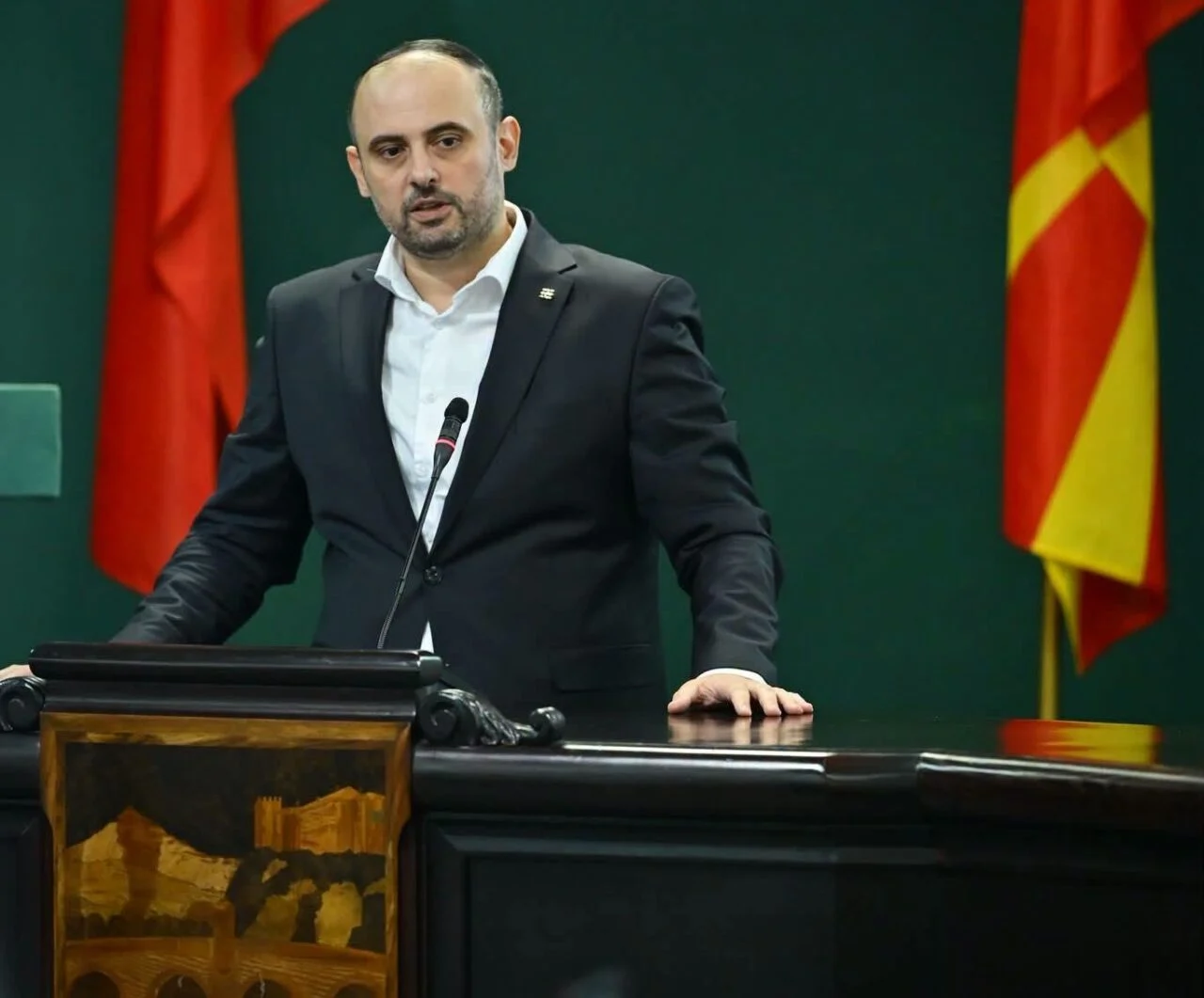 Gorgievski: Daha temiz ve d&uuml;zenli bir &Uuml;sk&uuml;p i&ccedil;in 3 bin 300 yeni konteyner alındı