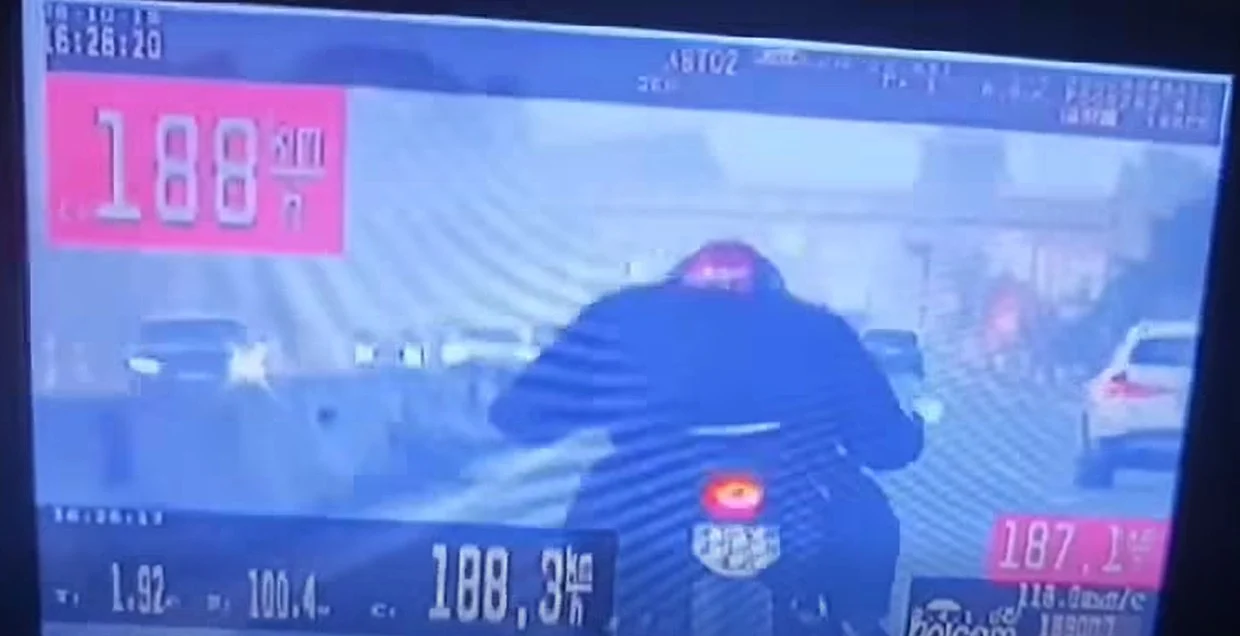 Gostivar&ndash;Kalkandelen otoyolunda 188 km/s hızla giden motosikletli yakalandı