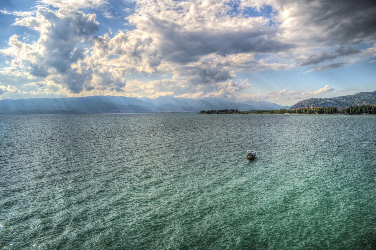 G&uuml;rcistanlı turist Ohri G&ouml;l&uuml;'nde hayatını kaybetti