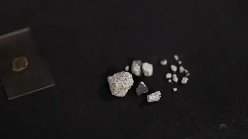 ABD'de bir evin çatısına meteor düştü: Bilim insanlarına göre Dünya'dan daha yaşlı