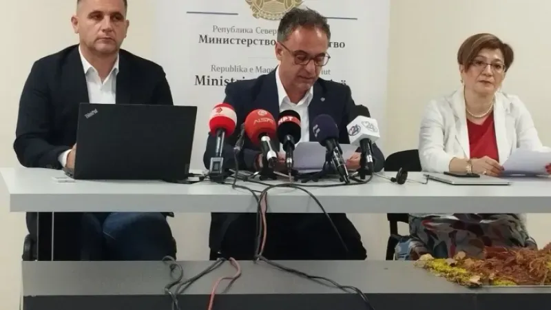 Sağlık Bakanı Aliu: 