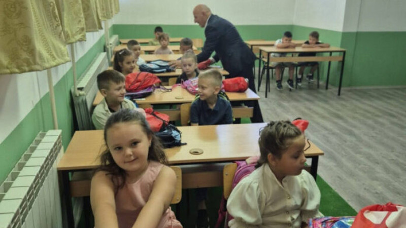 Plasnica Belediyesi’nden ilkokul öğrencilerine destek