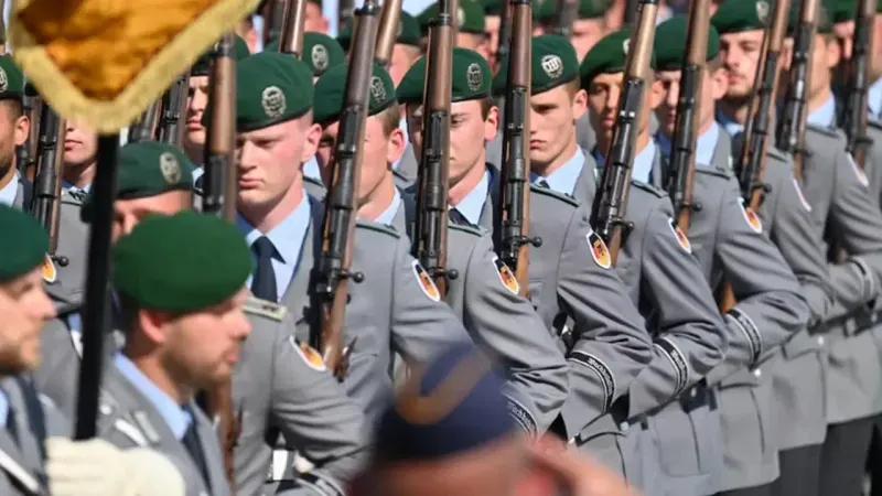 Gizli belgeler ortalığa saçıldı: Almanya, Rusya ile savaşa hazırlanıyor!