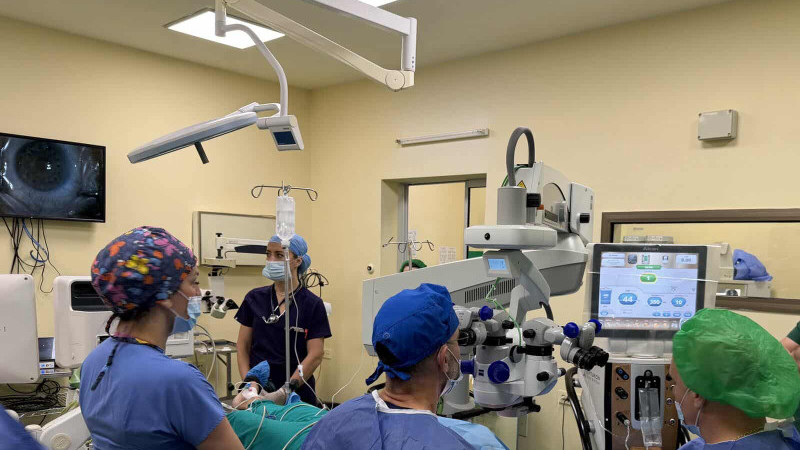 Ülkede ilk kez kornea nakli gerçekleştirildi
