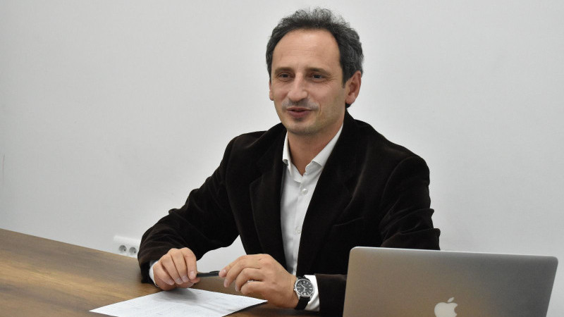 Katılım düştü, geçersiz oylar arttı: Demokrasi kırılgan! Siyasi bilimci Dr. Sevba Abdula yorumluyor