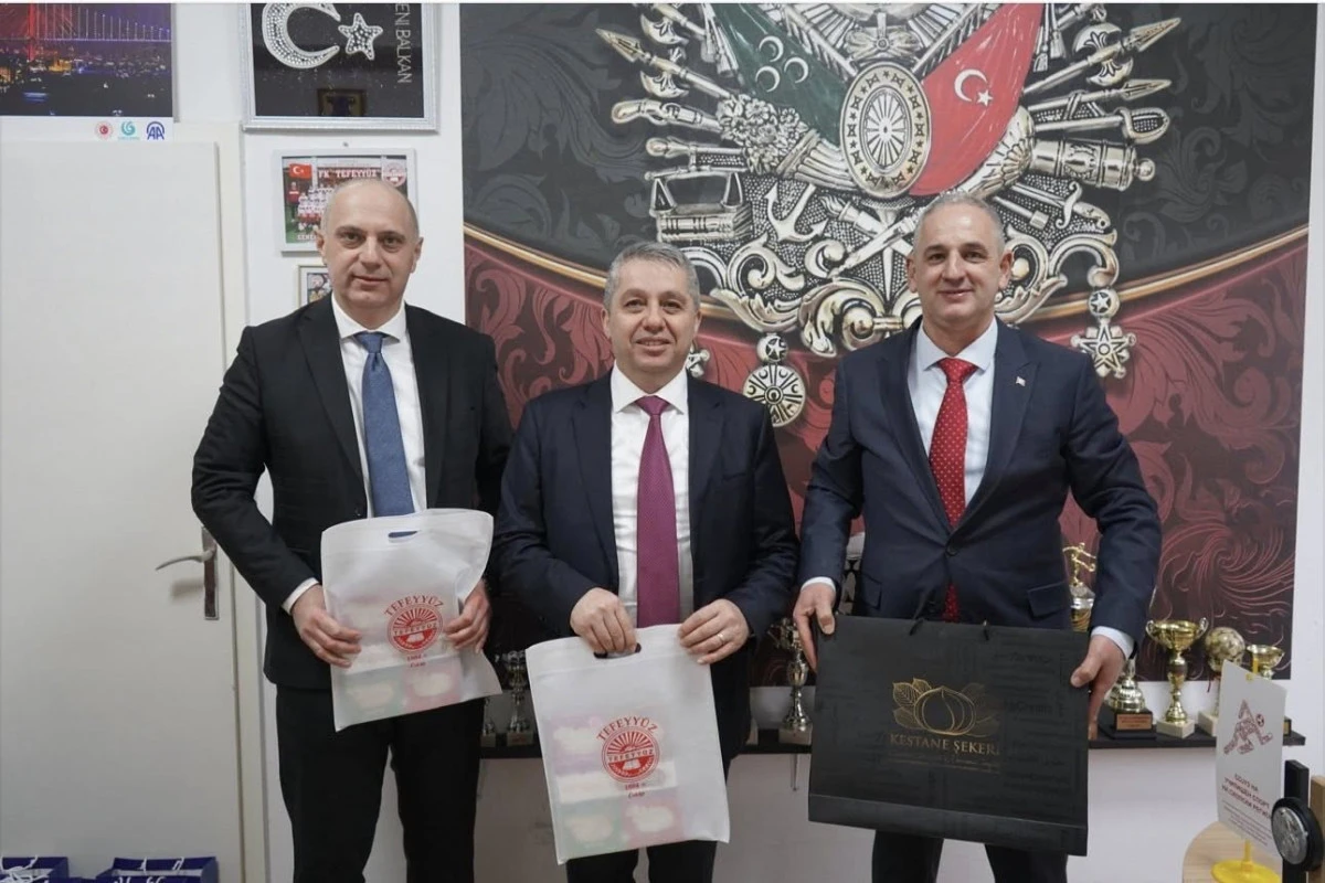 Halkbank Genel M&uuml;d&uuml;r&uuml; Dr. Fatih Şahbaz&rsquo;dan Tefeyy&uuml;z İlkokulu&rsquo;na anlamlı ziyaret