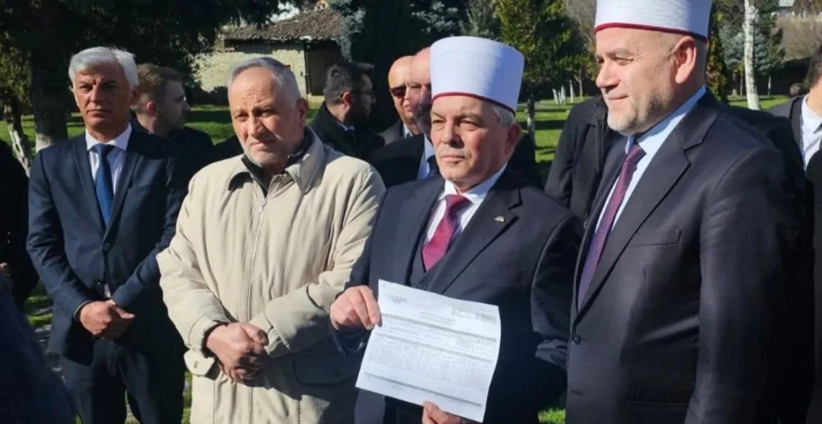 Harabati Baba Tekkesi'nde m&uuml;lkiyet krizi: İslam Birliği tapu &ccedil;ıkardı, Bektaşiler tepkili