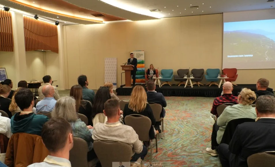 Hoca: Ger&ccedil;ek bir yeşil d&ouml;n&uuml;ş&uuml;m '&ccedil;in STK&rsquo;larla birlikte &ccedil;alışmalıyız