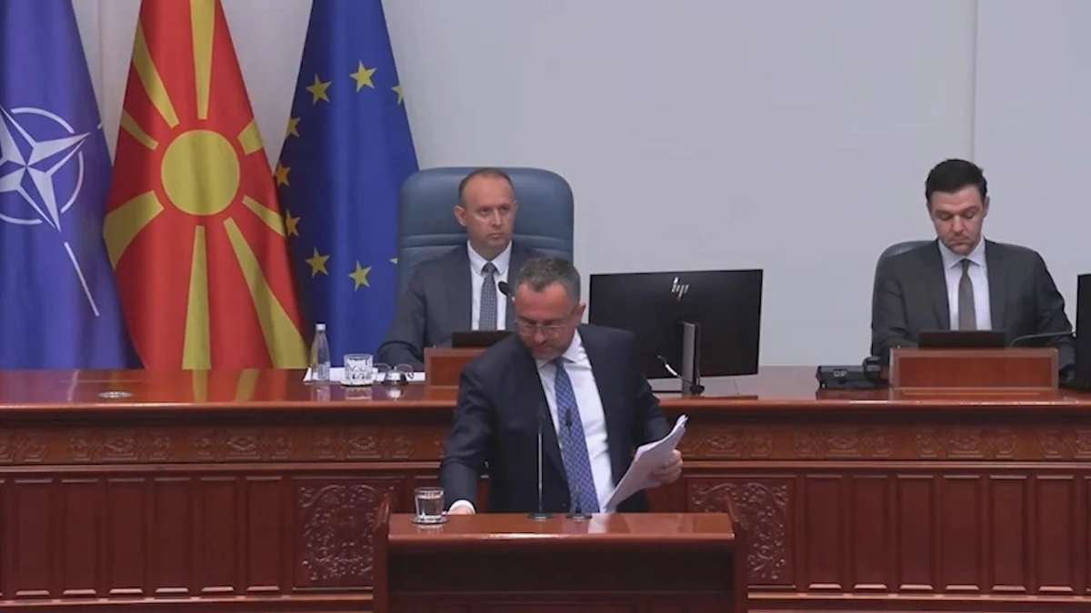 İ&ccedil;işleri Bakanı Toşkovski hakkındaki gensoru &ouml;nergesi reddedildi