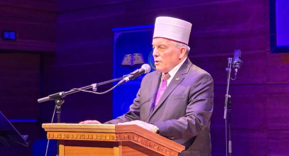 İslam Birliği Başkanı Fetahu'nun kimliği sahte reklam kampanyasında kullanıldı