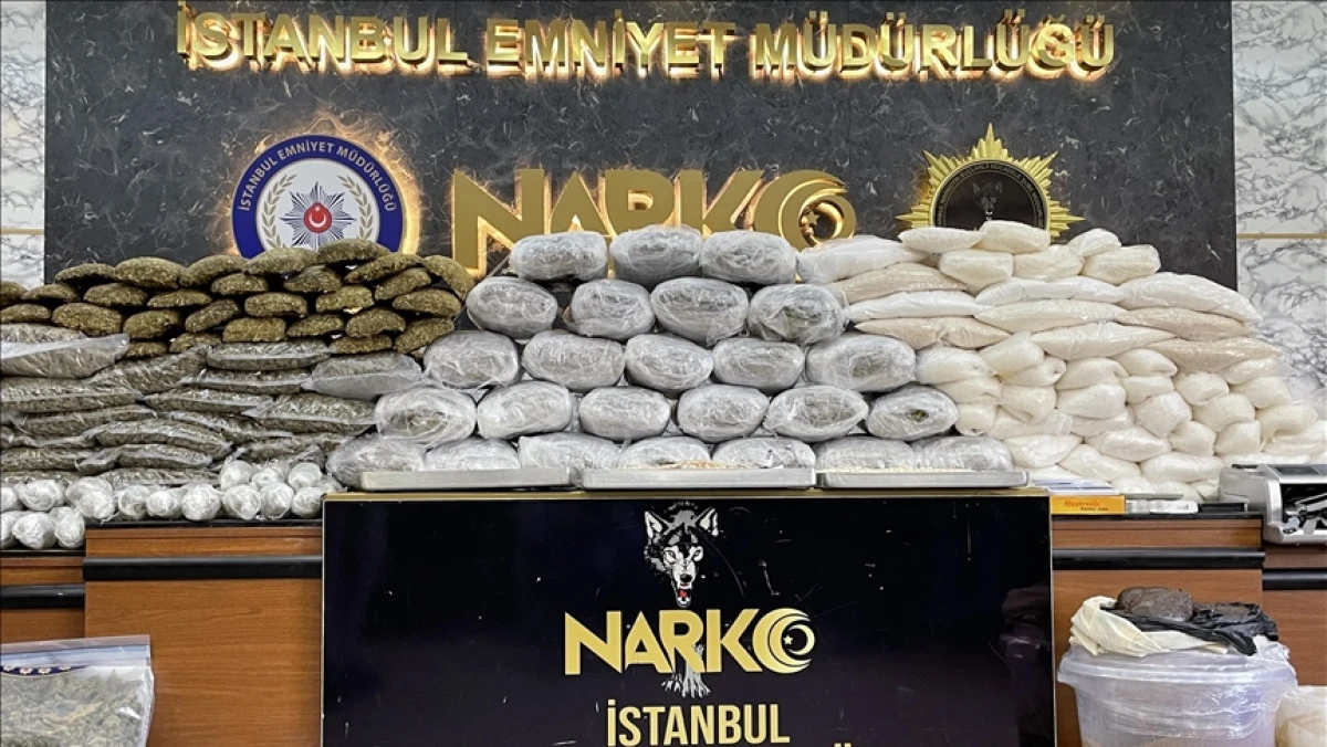 İstanbul'da b&uuml;y&uuml;k uyuşturucu operasyonu: 2.76 milyon hap ve 314 kilo madde ele ge&ccedil;irildi
