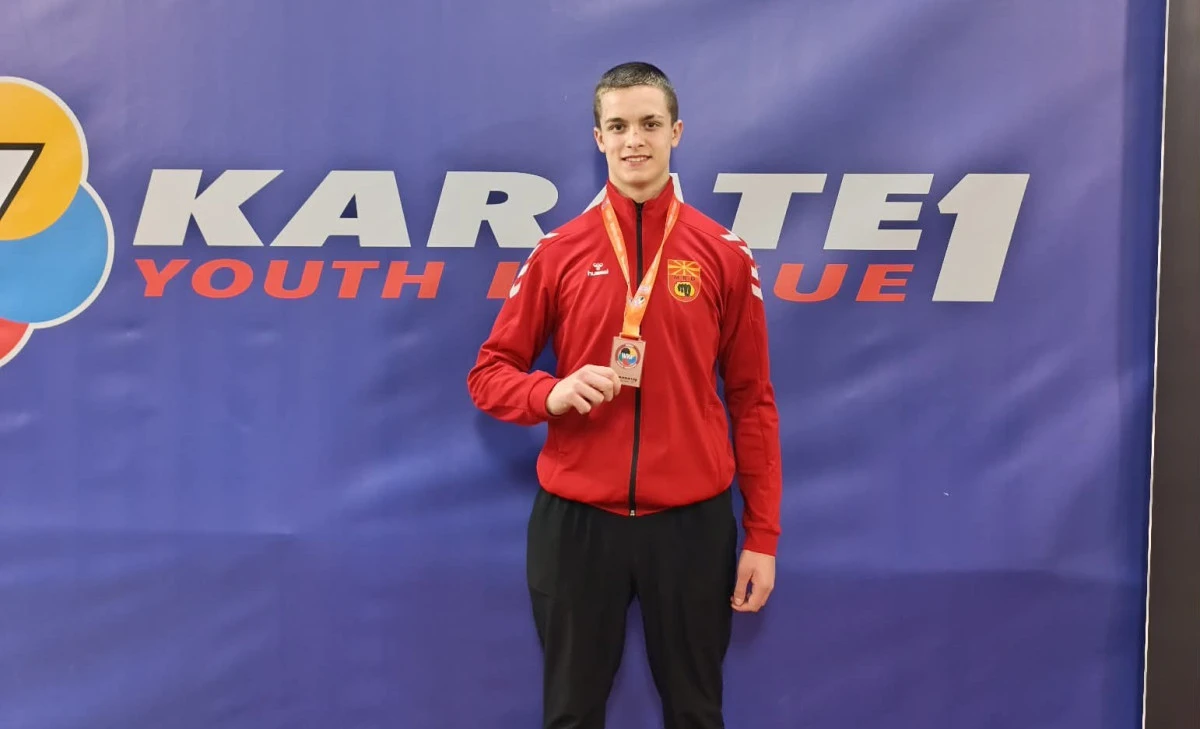 İştipli karateci podyumda: Cem Paşov dünya üçüncüsü oldu