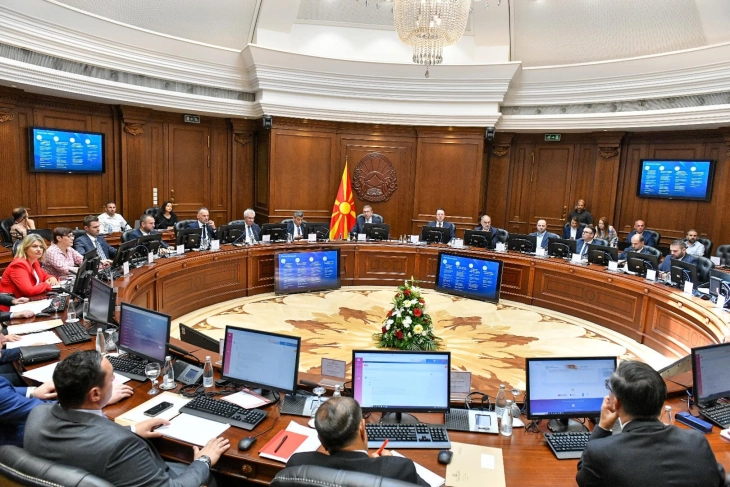 Kamu &ccedil;alışanlarına b&uuml;y&uuml;k zam planı: 2 yılda y&uuml;zde 40 artış